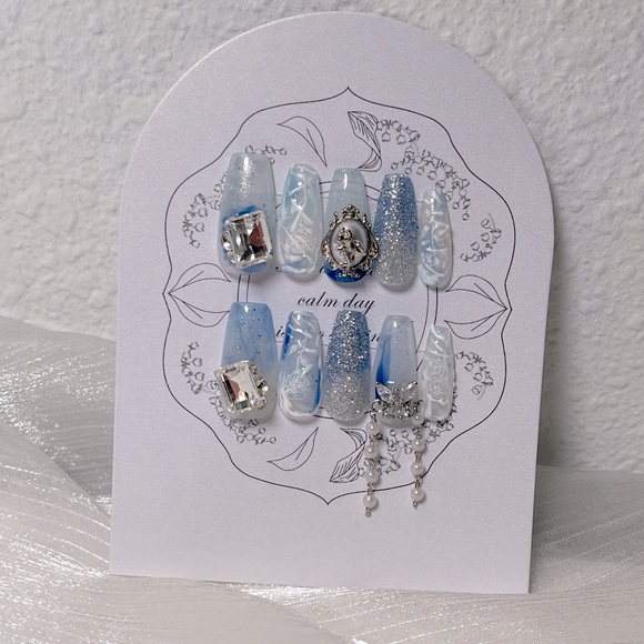 Reusable blue glitter diamond and pearl handmade press on nail fake nail - Picture 1 of 5